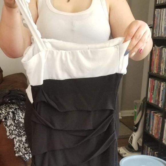 Dress - Picture 2 of 2